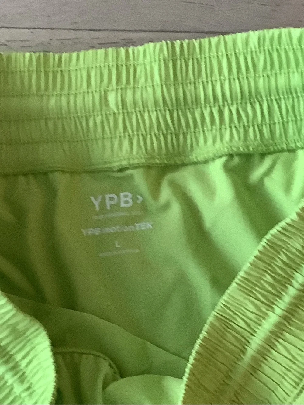 Abercrombie & Fitch Neon Lime Athletic Shorts L